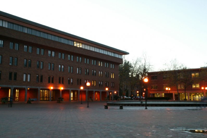 Exterior Red Square  Western Washington University