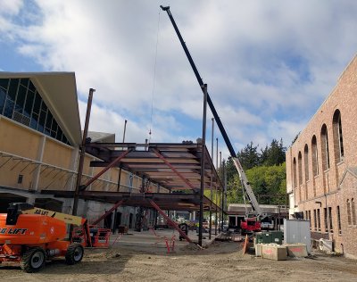 Structural steel for the new center section of Carver Academic Facility is installed on Tuesday, April 12, 2016. Photo by Matthew Anderson / WWU
