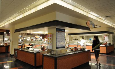 Aramark soon will be taking over the food services at WWU from Sodexo, including the Fairhaven Commons eatery shown here. Photo by Daniel Berman | University Communications intern